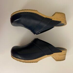 Sanita Clogs Vintage Blue Navy Leather size 40